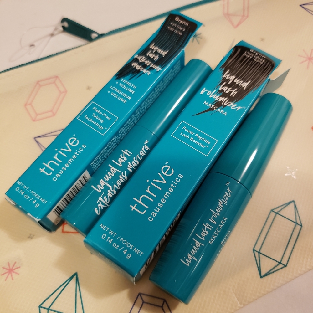 Deluxe Mini Thrive Causemetics Black Mascara Duo